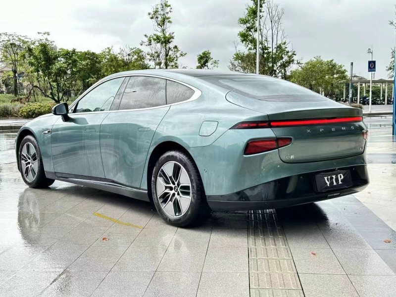 東莞23年小鵬汽車p77