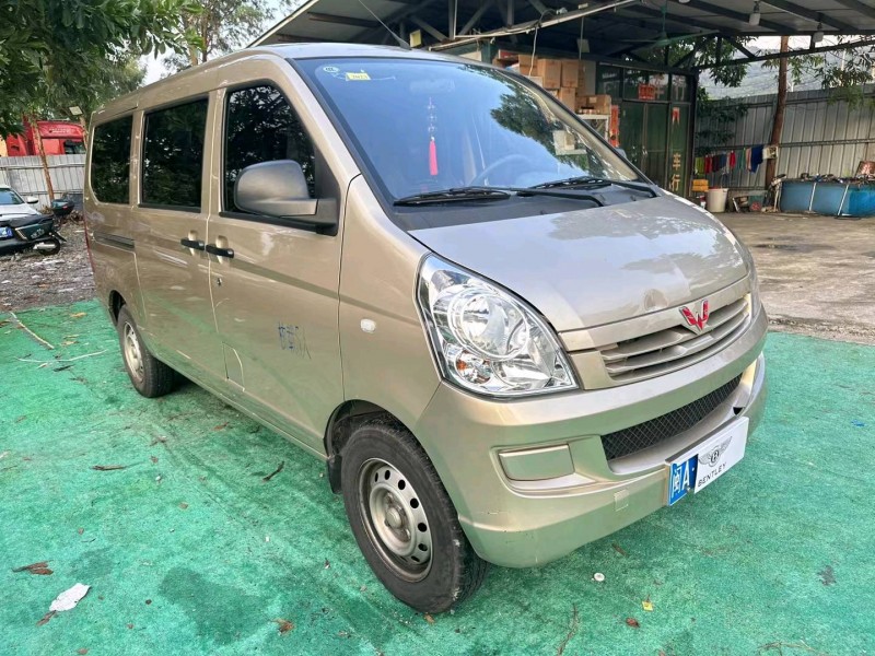 廣州21年五菱汽車榮光3