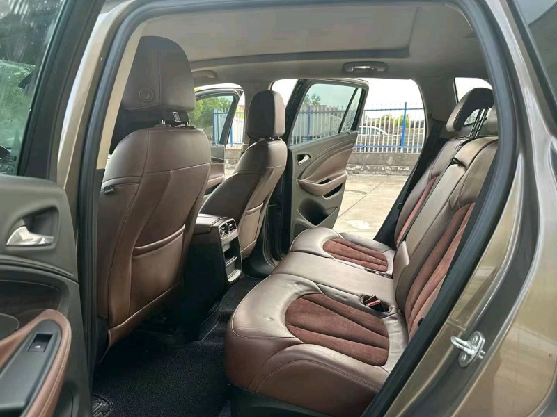 徐州16年别克昂科威7