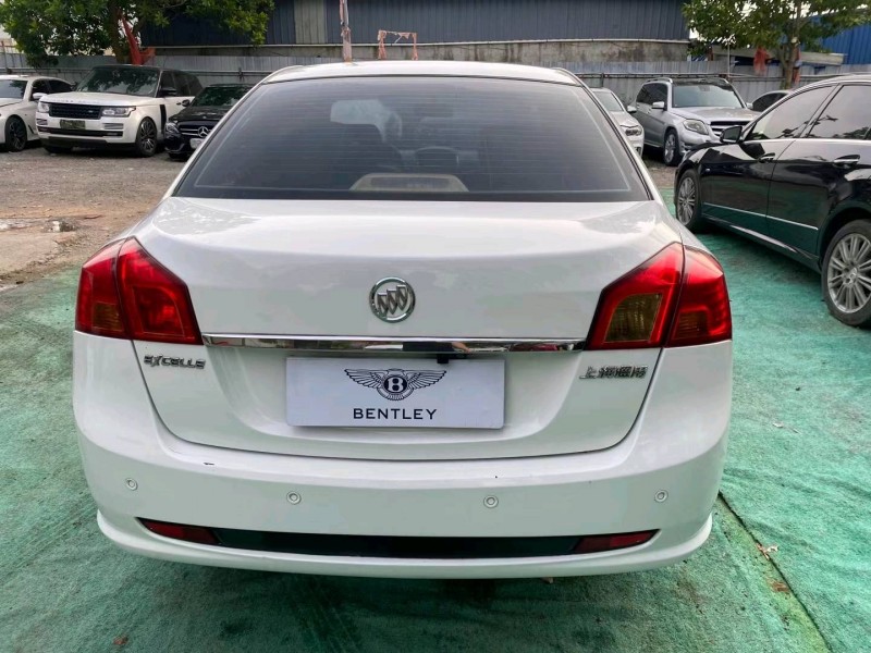 广州10年别克凯越4