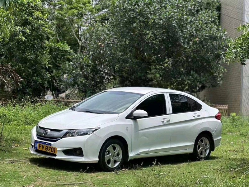 广州18年本田锋范3