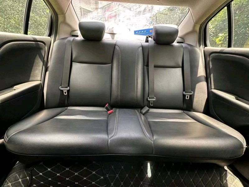 广州18年本田锋范7