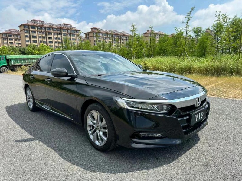 盐城21年本田雅阁2