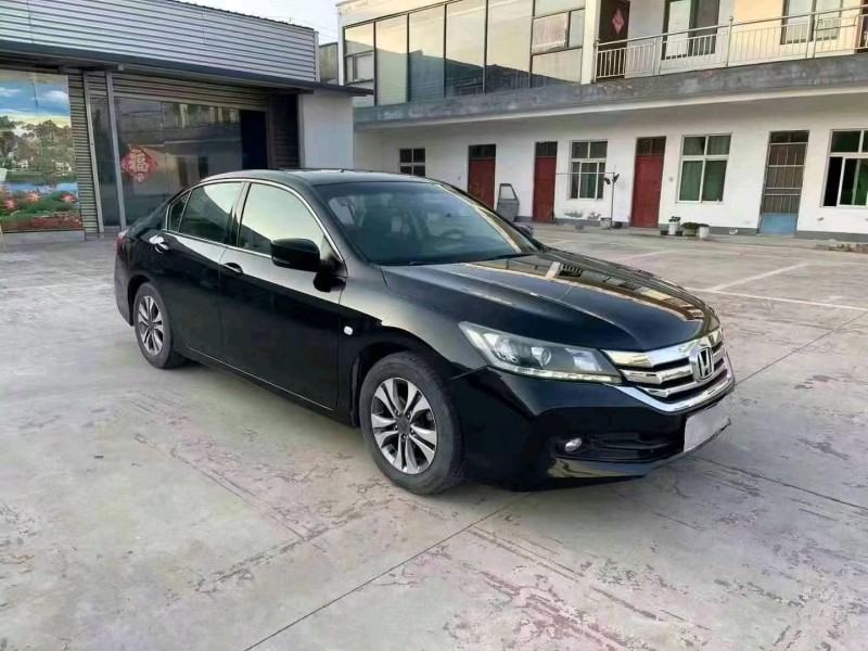 徐州15年本田雅阁3