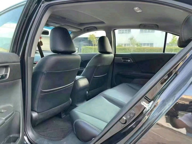 徐州15年本田雅阁7