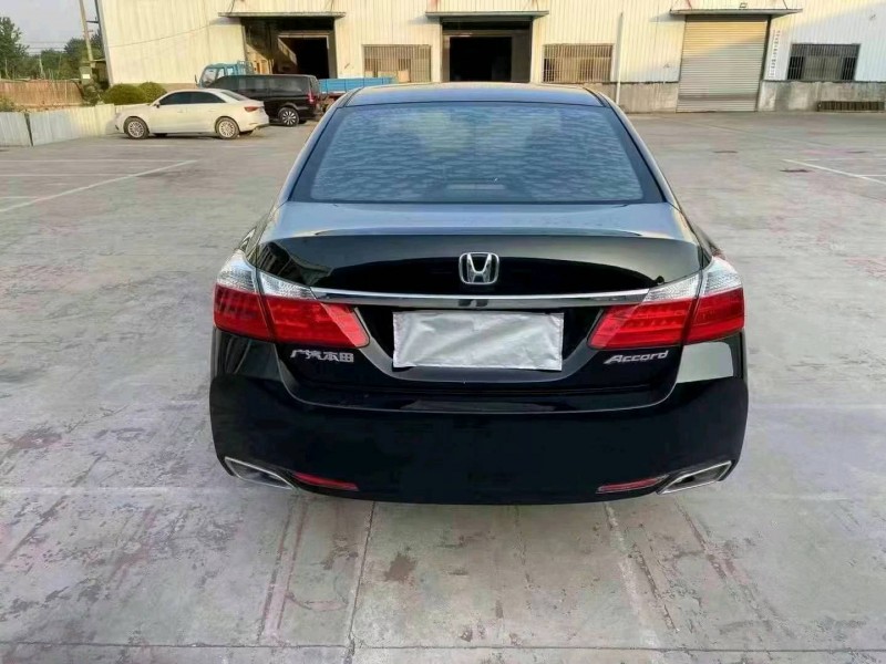 徐州15年本田雅阁9