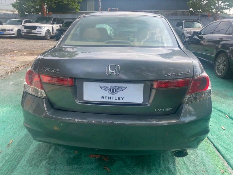 广州11年本田雅阁4