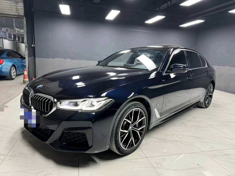 成都22年宝马5系2