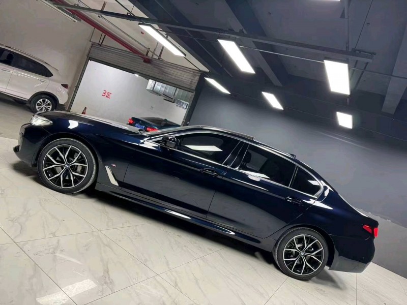 成都22年宝马5系5