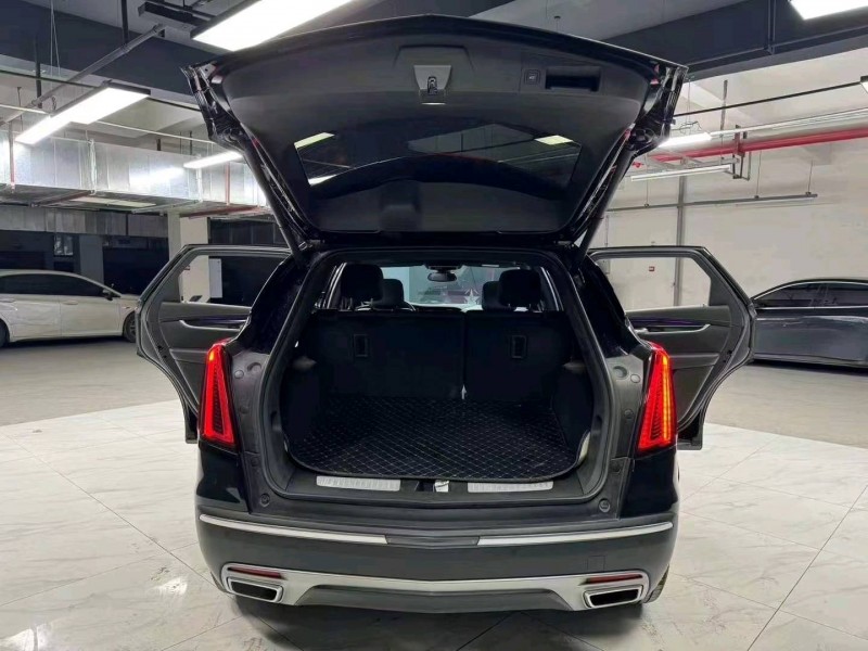 成都23年凯迪拉克XT59