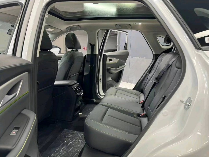 成都24年东风雷霆7