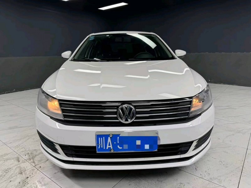 成都16年大众朗行1