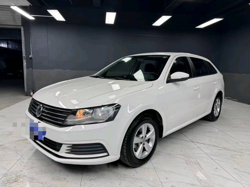 成都16年大众朗行2