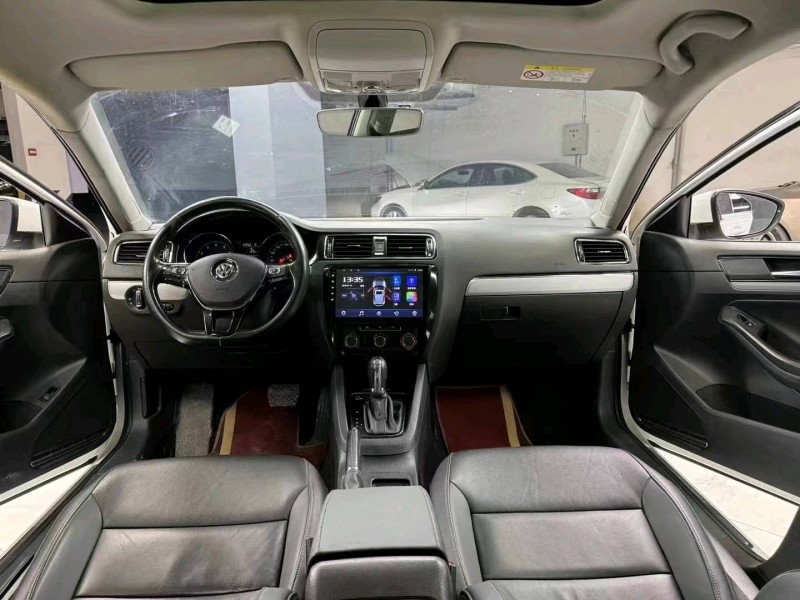 成都18年大众速腾7