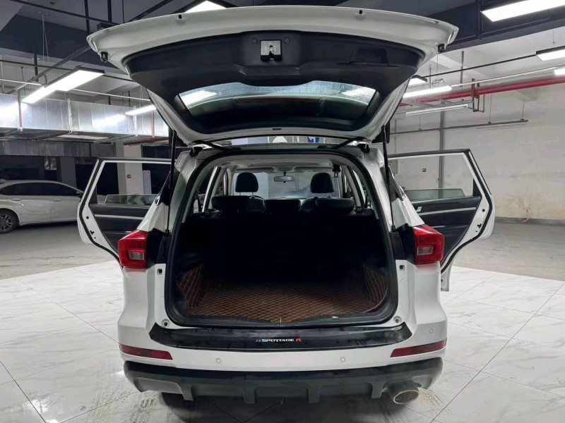 成都18年哈弗M69