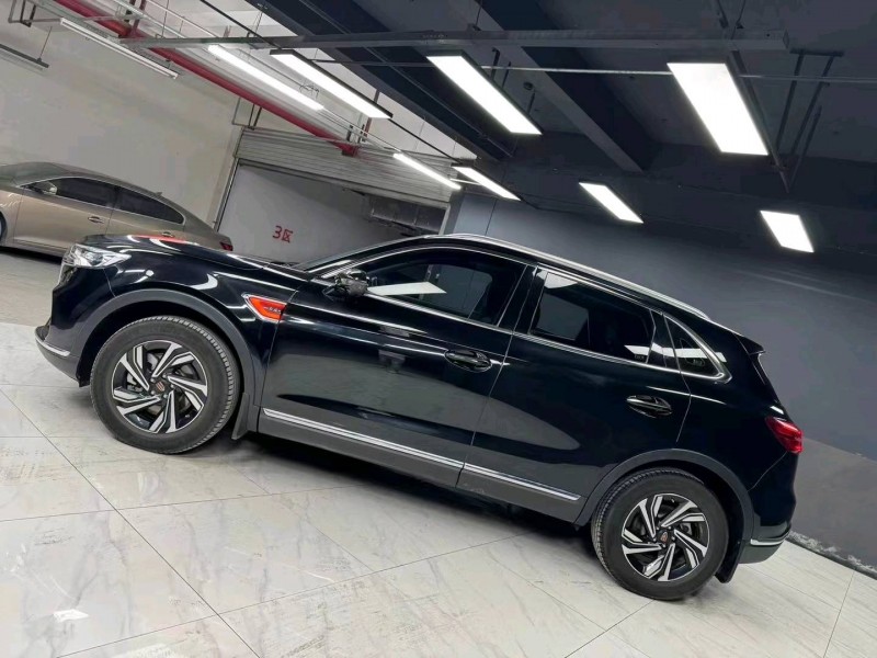 成都22年红旗HS55