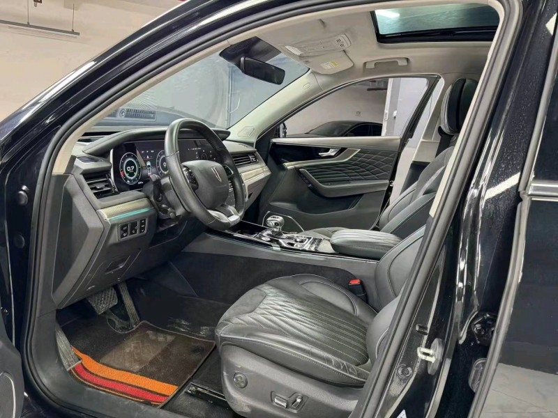 成都22年红旗HS57