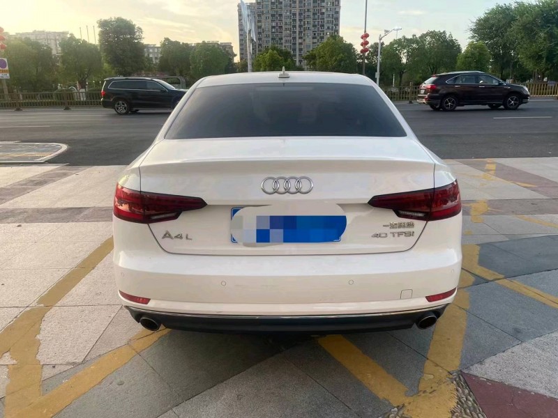 徐州18年奥迪A4L9