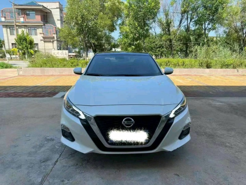 潍坊21年日产天籁1