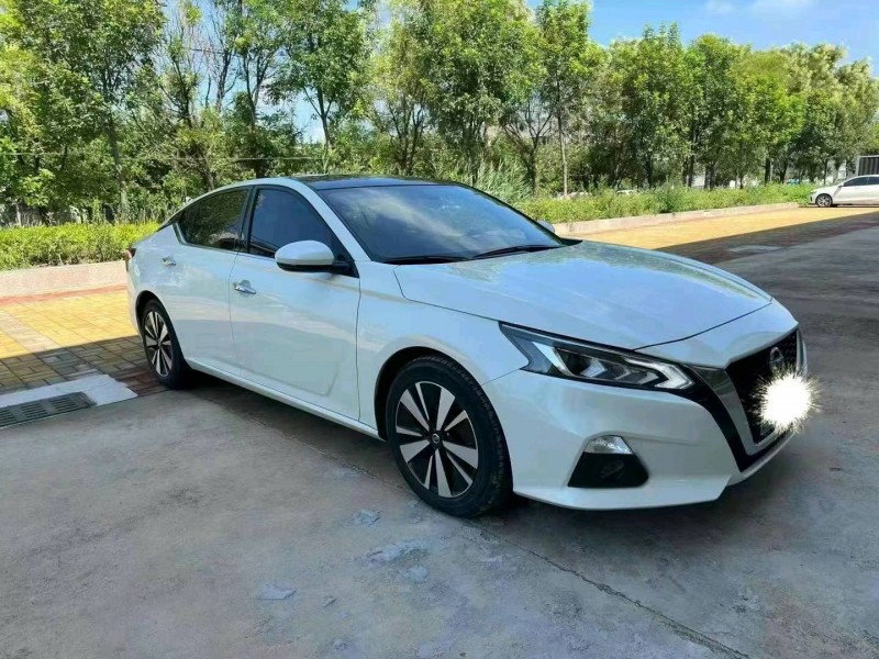 潍坊21年日产天籁2