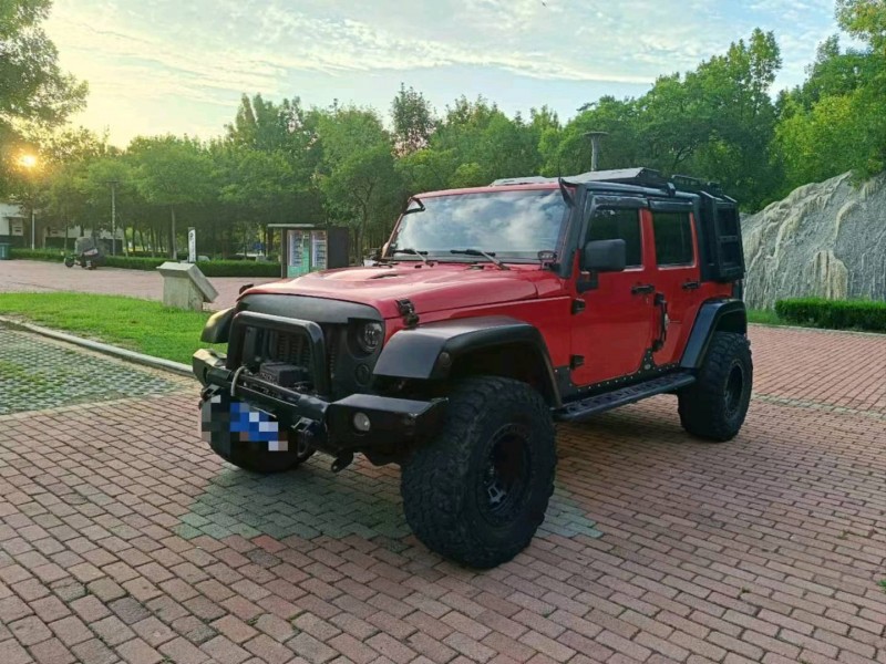 青岛15年Jeep牧马人1