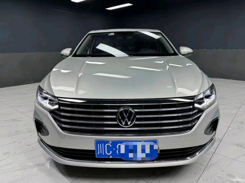 成都23年大众朗逸1