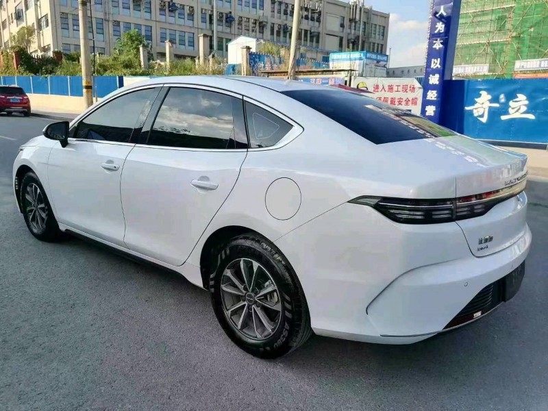 邵阳24年比亚迪驱逐舰7