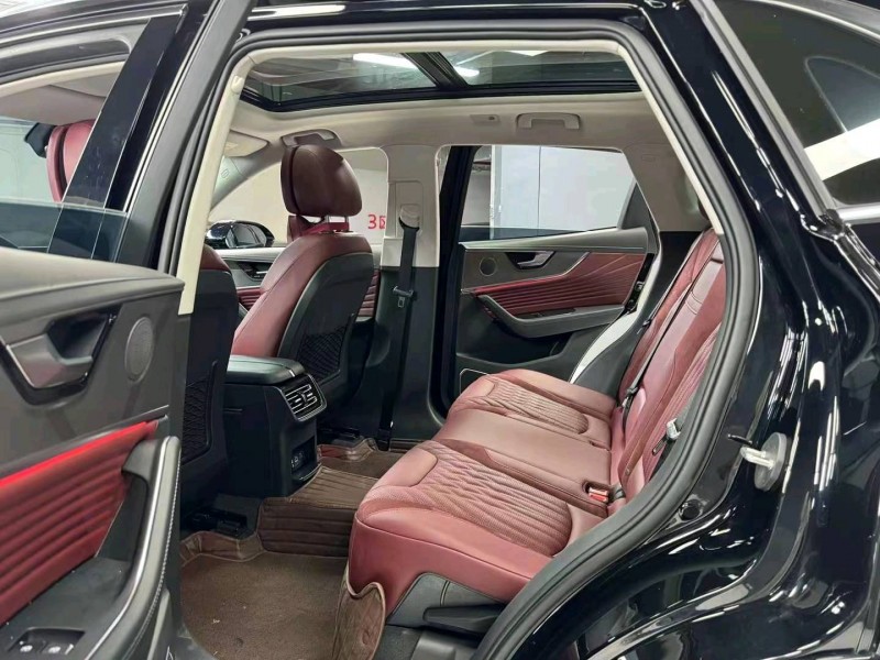 成都23年红旗HS59