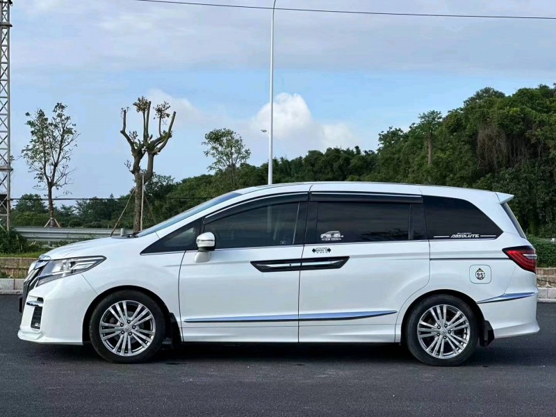 汕头16年本田艾力绅3