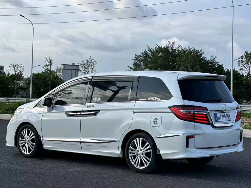 汕头16年本田艾力绅7