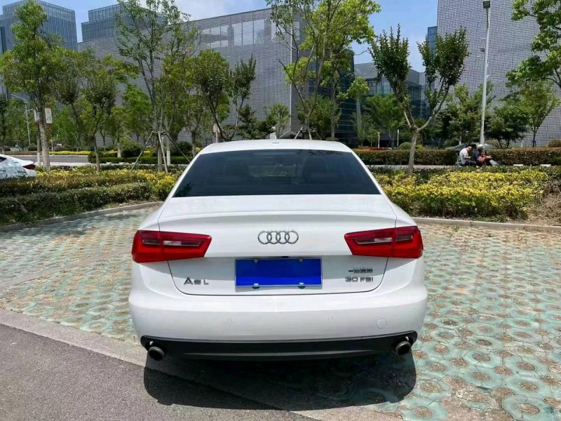 南通14年奧迪A6L3