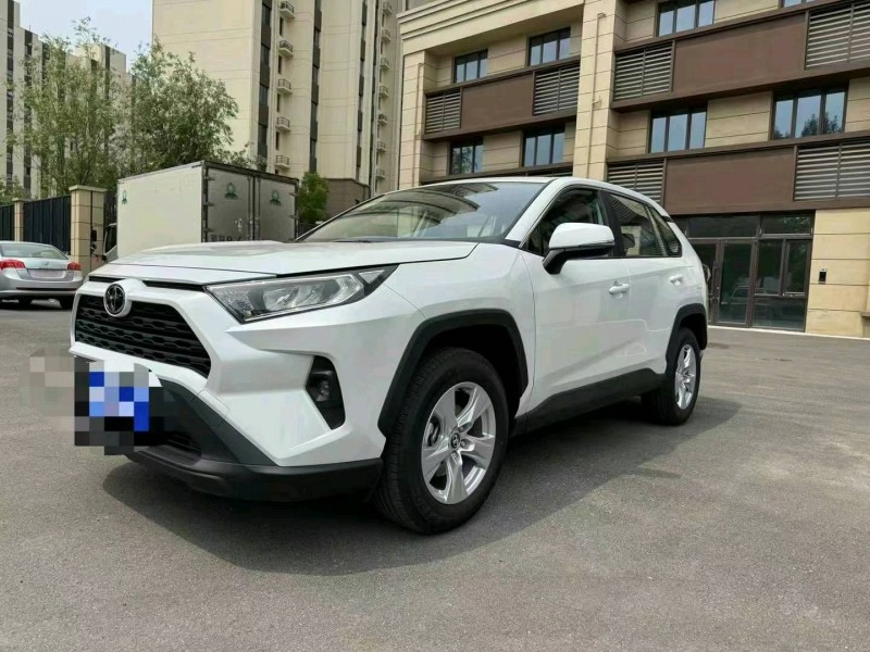 保定24年丰田RAV4荣放2