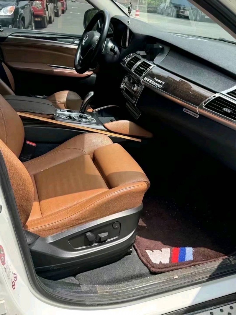 潍坊12年宝马X64