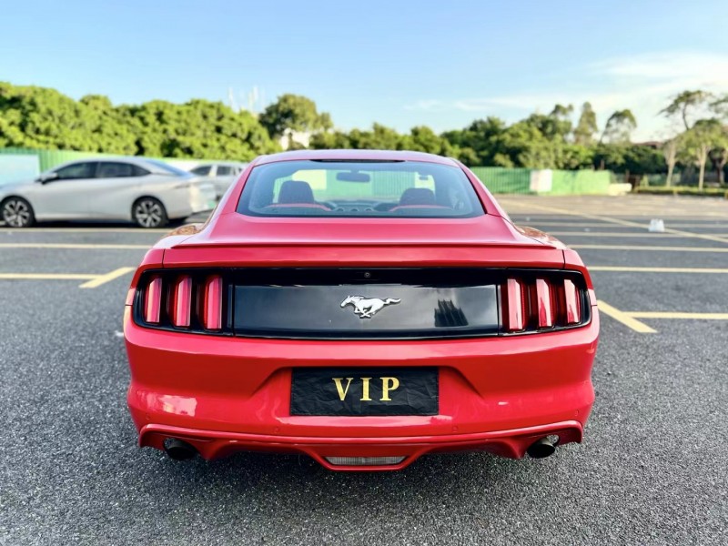 东莞15年福特野马8