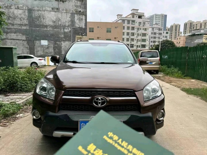 汕头12年丰田RAV4荣放1