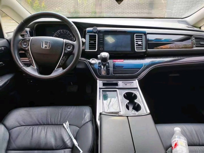 烟台19年本田艾力绅3