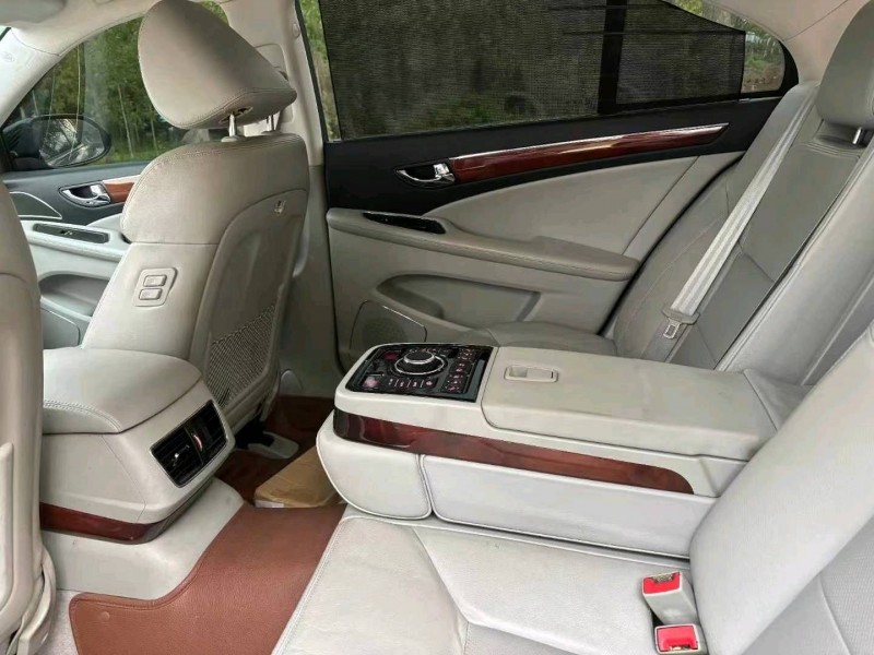 潍坊15年红旗H77