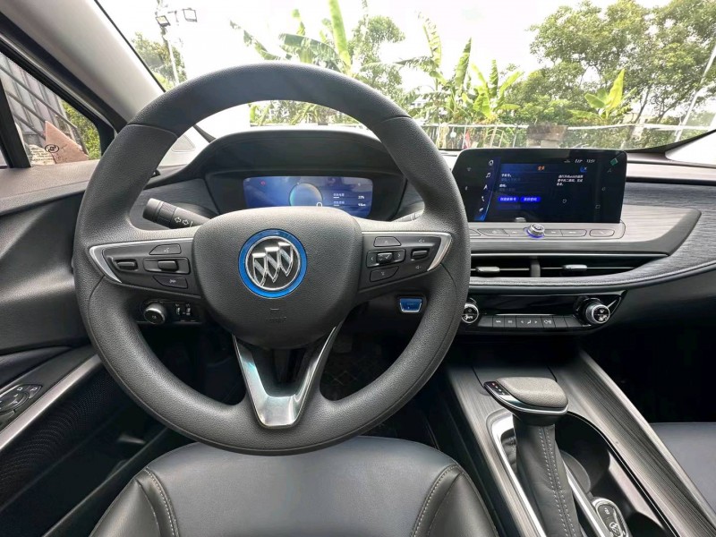 汕头23年别克微蓝4