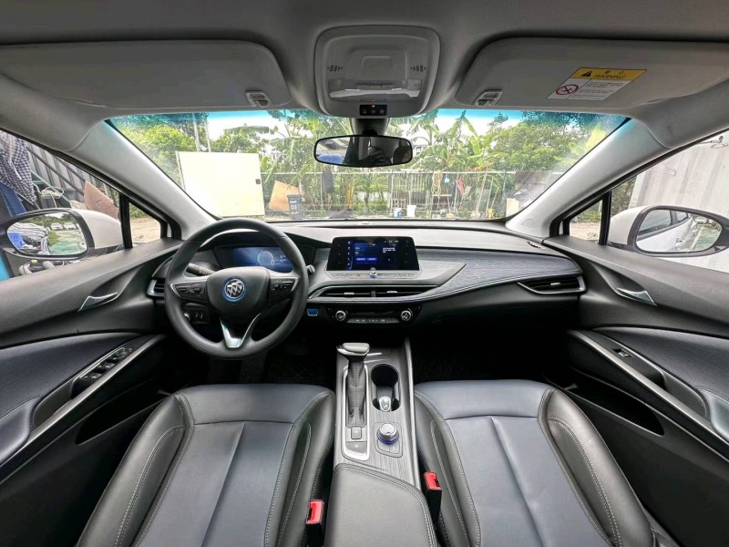 汕头23年别克微蓝5