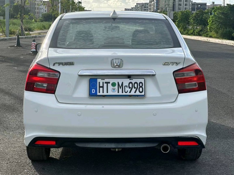 汕头14年本田锋范9