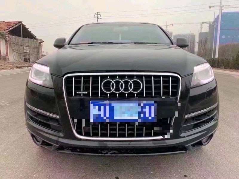 青岛13年奥迪Q71