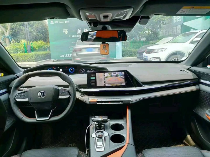 秦皇島21年長安汽車UNI-V3
