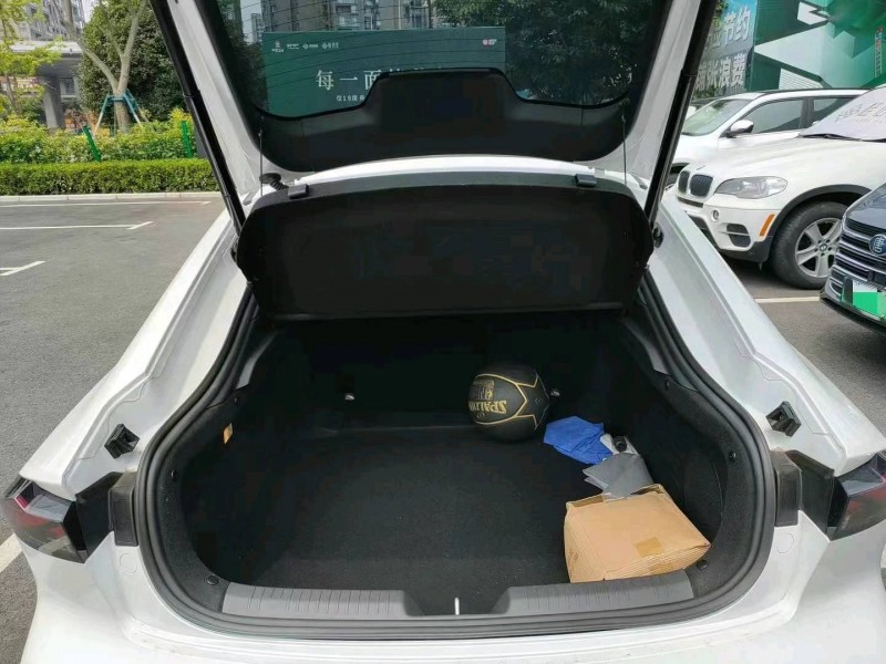 秦皇島21年長安汽車UNI-V4