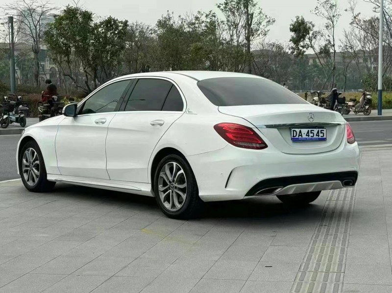 东莞18年奔驰C5