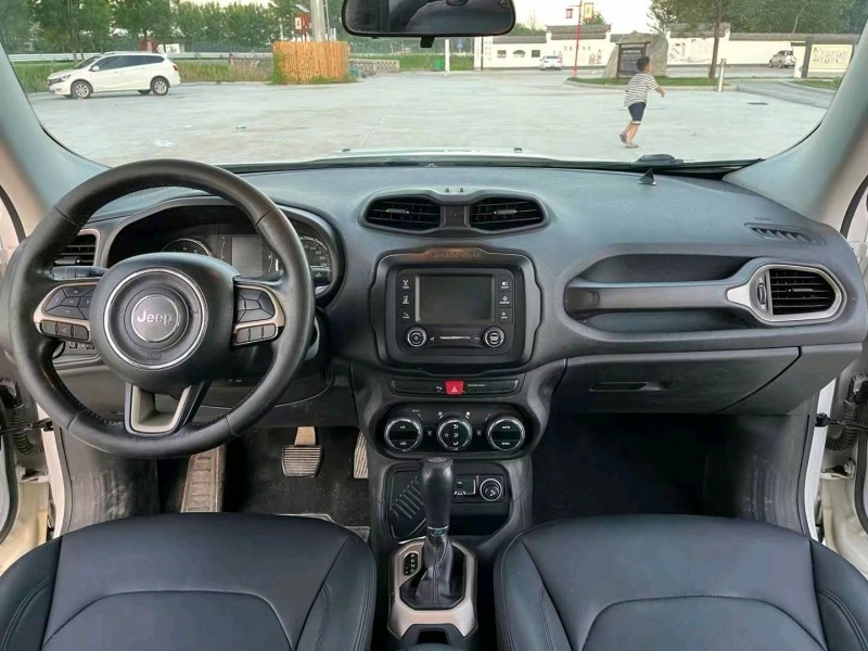 徐州17年Jeep自由侠4