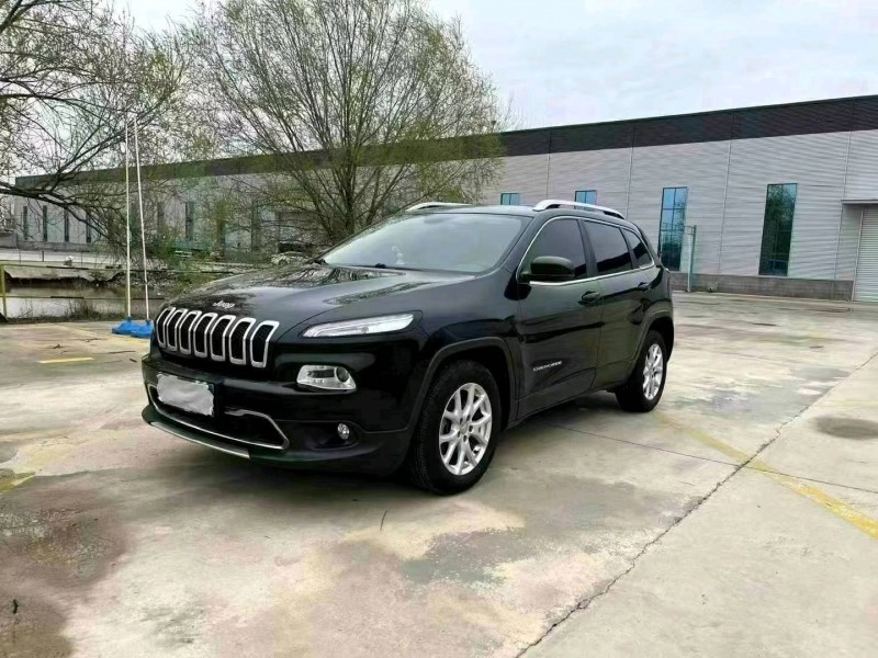 徐州18年Jeep自由光2