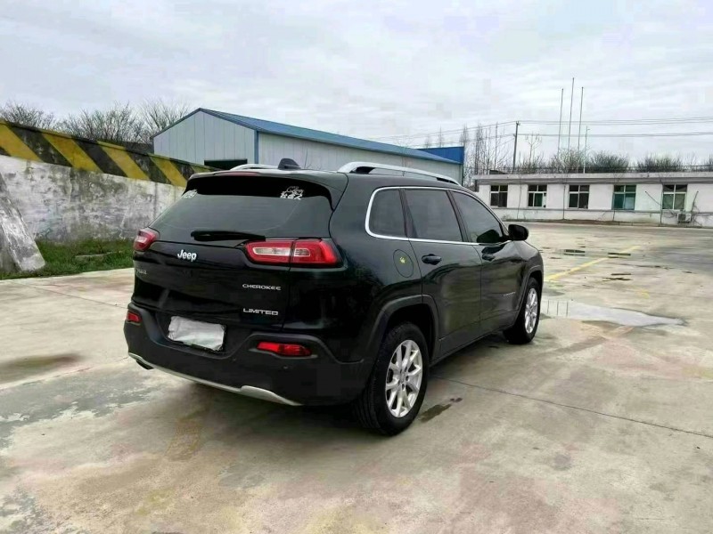 徐州18年Jeep自由光4
