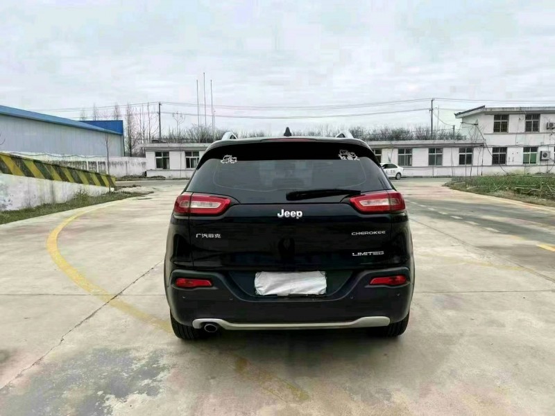徐州18年Jeep自由光6