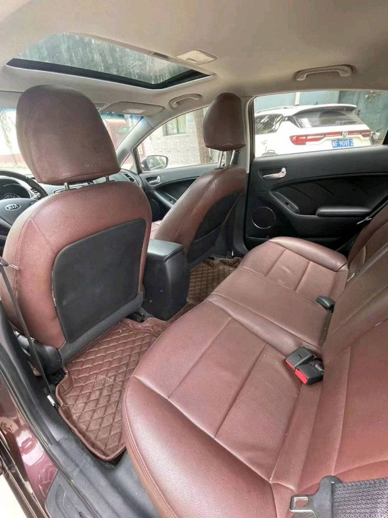 保定16年起亚K38