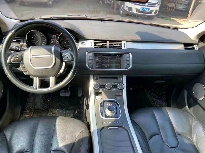 淄博14年路虎极光8